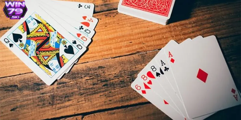 Tiến lên có tối đa 4 người chơi 