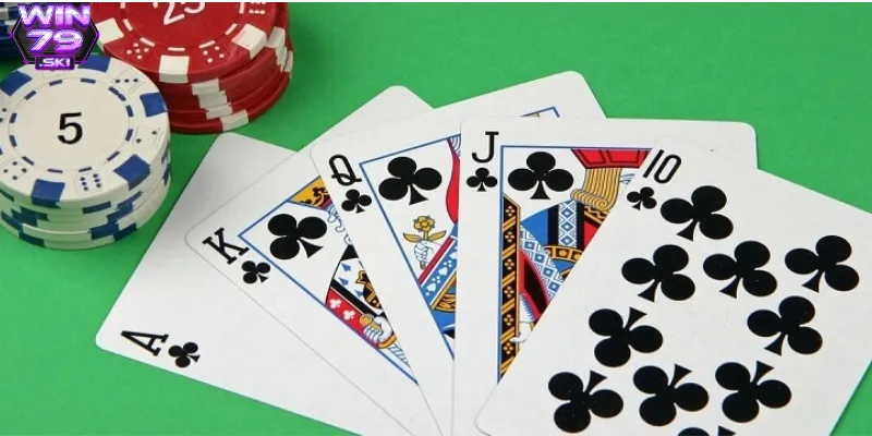 Thùng phá sảnh là liên kết mạnh trong Poker