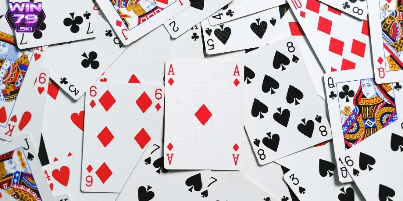 Sử dụng bẫy tâm lý để đối thủ bất ngờ khi chơi bài